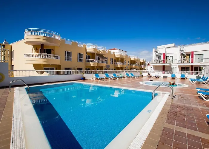 Playa La Arena * פוארטו דה סנטיאגו